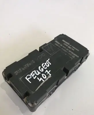 Peugeot 407 Tire pressure control unit S120233001