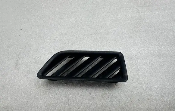 Skoda Octavia Mk3 (5E) Dashboard side air vent grill/cover trim 5E0819794