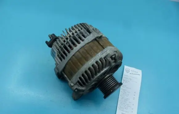 Renault Laguna III Generator/alternator 8200654785 IMPRK1197425