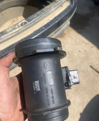 Audi A6 S6 C6 4F Mass air flow meter