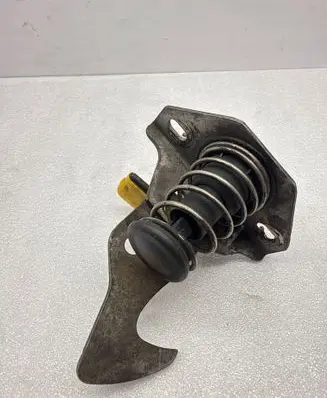BMW 3 E92 E93 Engine bonnet (hood) release handle 7073916