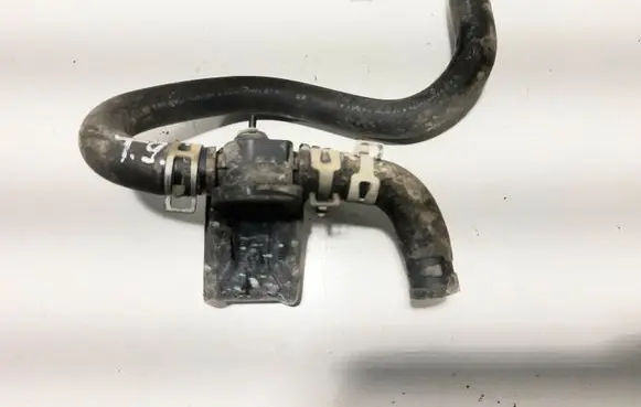 Honda FR-V Engine coolant pipe/hose