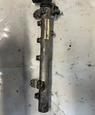 Jeep Grand Cherokee (WK) Fuel main line pipe A6110780449 A6420700495002 0281002494