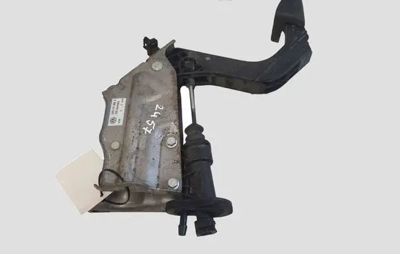 Volkswagen Amarok Clutch pedal 2H0721059A