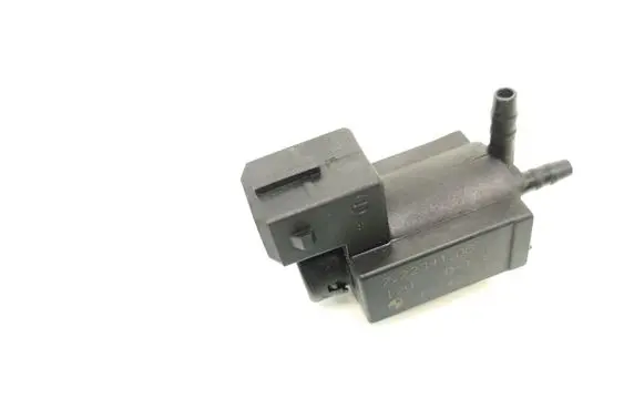 BMW 5 E60 E61 Vacuum valve 1742712 72234100 04T293