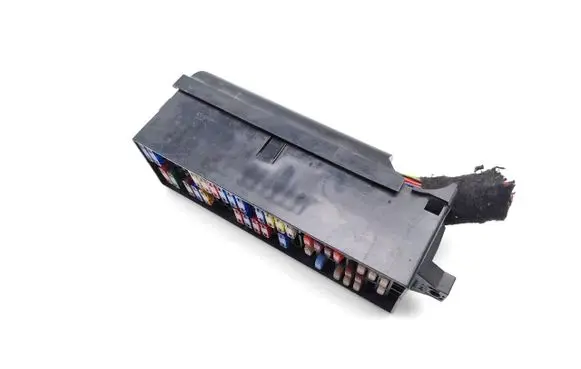 Skoda Fabia Mk2 (5J) Fuse module 5J0937615A