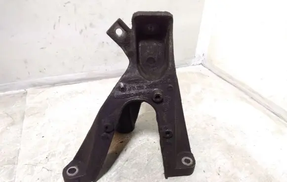 Audi A6 S6 C6 4F Engine mounting bracket 4F0199308P