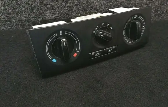 Skoda Roomster (5J) Climate control unit 5J0820045D