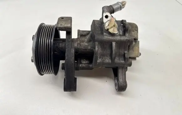 BMW 5 F10 F11 Power steering pump LH2114732