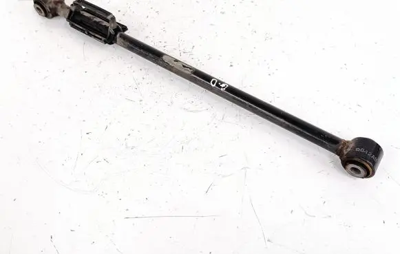 Rear control arm