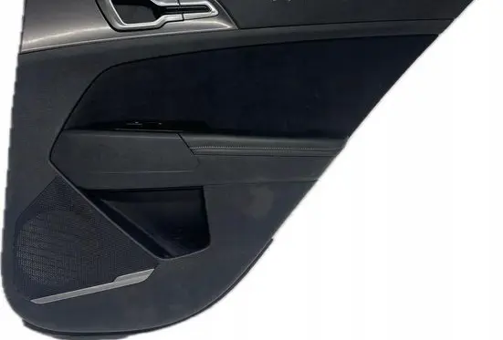 KIA Sportage Rear door card panel trim