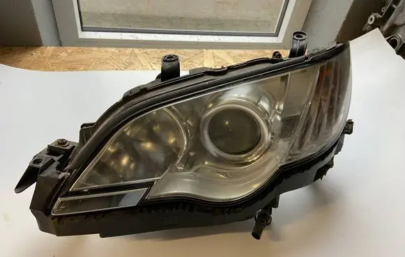 Subaru Legacy Headlight/headlamp