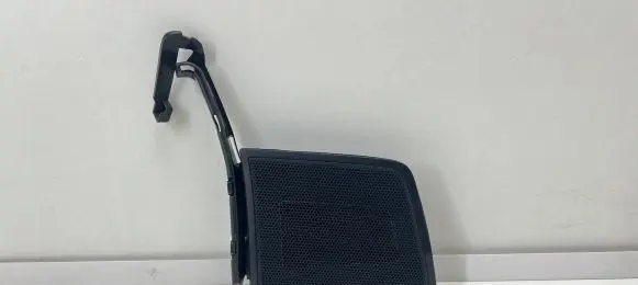 Porsche Cayenne (9Y0 9Y3) Side speaker trim/cover 9Y0857210