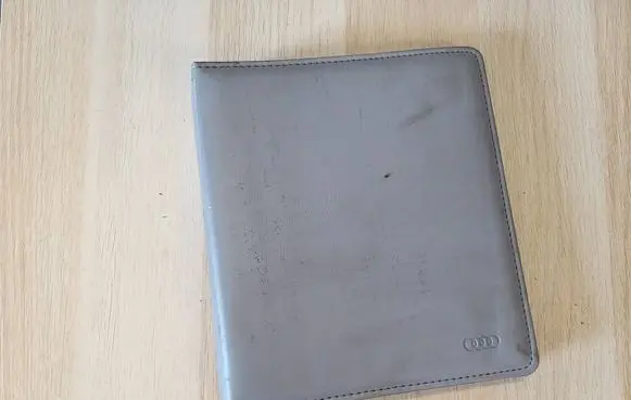 Audi A5 8T 8F Owners service history hand book 