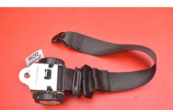 Chevrolet Orlando Front seatbelt 13365259