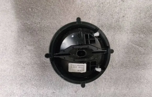 Manual wing mirror
