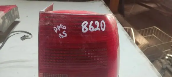 Volkswagen PASSAT B5 Rear/tail lights 084411925R