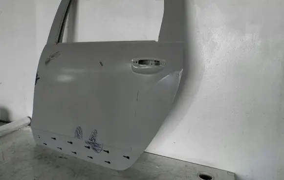 Dacia Dokker Rear door 