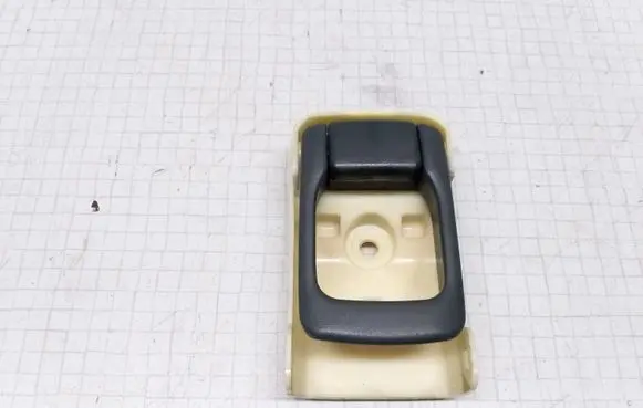 Nissan Almera Front door interior handle