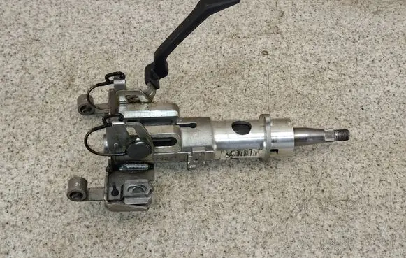 KIA Ceed Steering wheel axle 