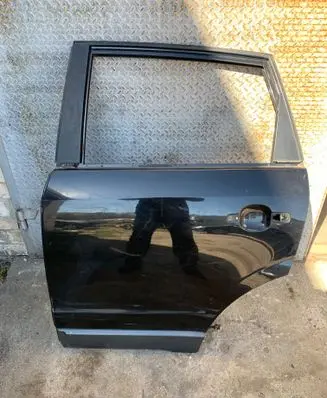 Opel Antara Rear door 