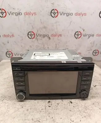 Nissan Pulsar Radio/CD/DVD/GPS head unit 7612033118 10R047071