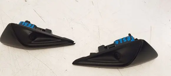 Tesla Model Y Front fender indicator light 149586420D
