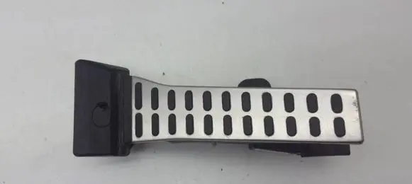 KIA Sorento Accelerator throttle pedal