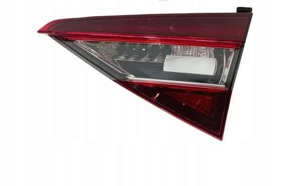 Skoda Superb B8 (3V) Rear/tail lights 