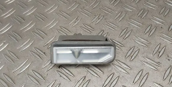 Lexus IS 220D-250-350 Number plate light