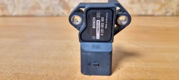 Skoda Roomster (5J) Air pressure sensor 0281002401
