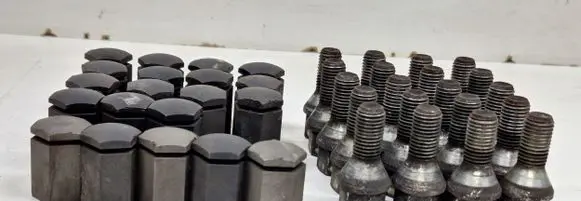 Opel Meriva B Nuts/bolts 