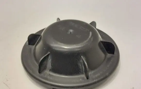 Volkswagen Touran I Headlight/headlamp dust cover 1305219119