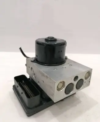 Mercedes-Benz C W203 ABS Pump A2095452932