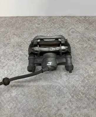Mercedes-Benz V Class W447 Front brake caliper A4474230598