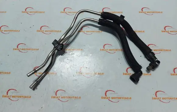 Land Rover Discovery 4 - LR4 Fuel line pipe 