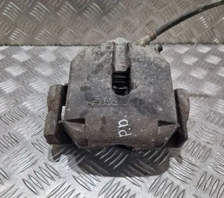 BMW 5 E39 Front brake caliper 6022296