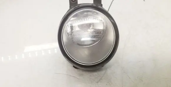 Toyota Avensis T250 Front fog light 812200D040 89210657
