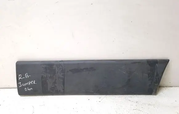 Citroen Jumper Front door trim (molding) 1304012070