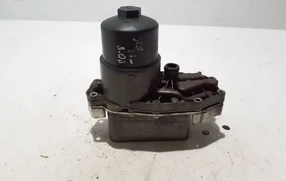 Jaguar XJ X351 Oil filter mounting bracket 9X2Q6B624BB