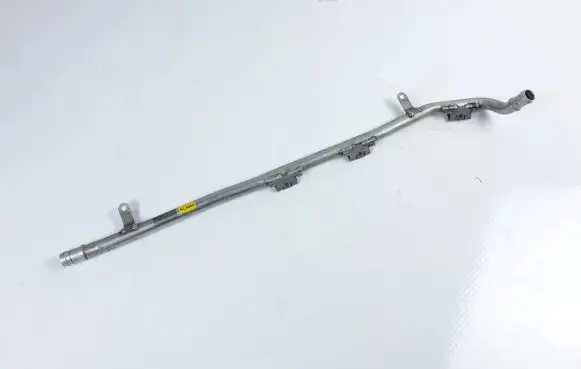 BMW M5 Engine coolant pipe/hose 7834116 KL5665