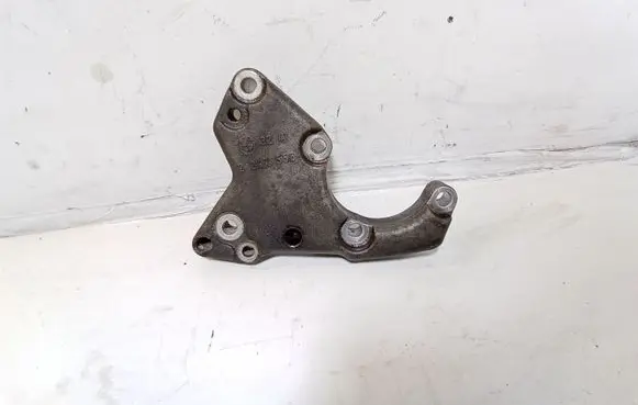BMW 5 E60 E61 Power steering pump mounting bracket 2247556
