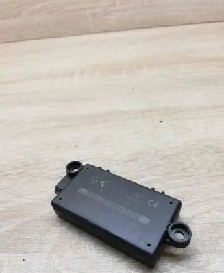 BMW 3 E92 E93 Alarm control unit/module 6950525 812061040