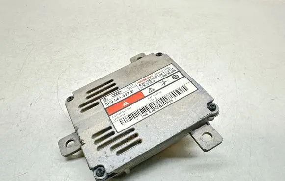 Audi Q7 4L Headlight ballast module Xenon 8K0941597B
