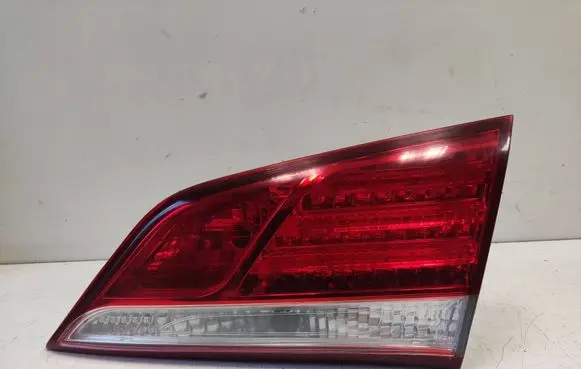 Hyundai i40 Tailgate rear/tail lights 924043Z800