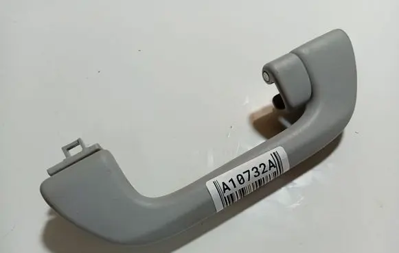 Honda CR-V Rear interior roof grab handle