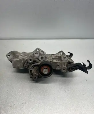 BMW 3 F30 F35 F31 Generator/alternator bracket 850686306