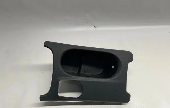 Mercedes-Benz CLA C117 X117 W117 Cup holder A1766801610