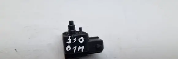 BMW 5 E39 Air pressure sensor 2246977