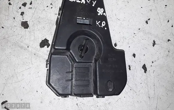 Ford Galaxy Tail light bulb cover holder 962603